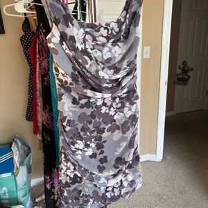 Floral Sleeveless Dress - Gray and White